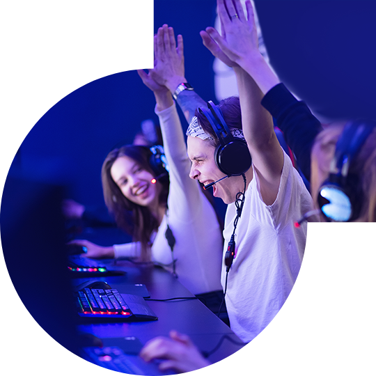 玩彩网·独家双向驱动技术<br>让电竞玩家尽情享受极致高速快感